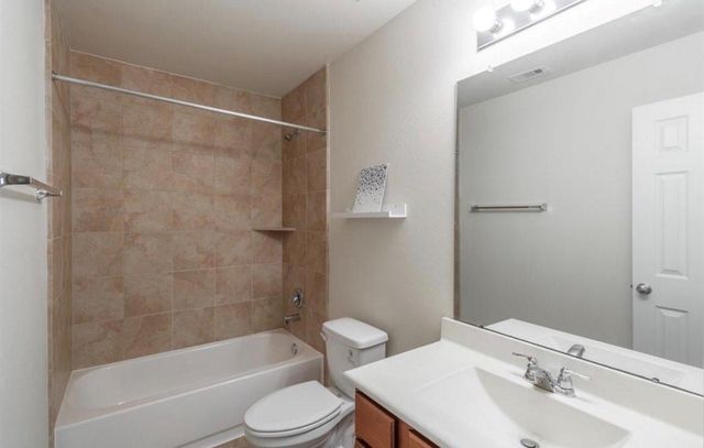 7338 Autumn Sun Drive, Houston, TX 77083