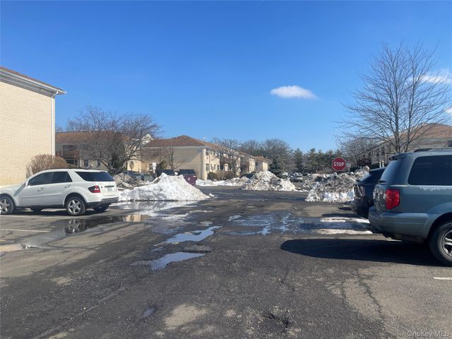 194 Sneden Place 194, Spring Valley, NY 10977