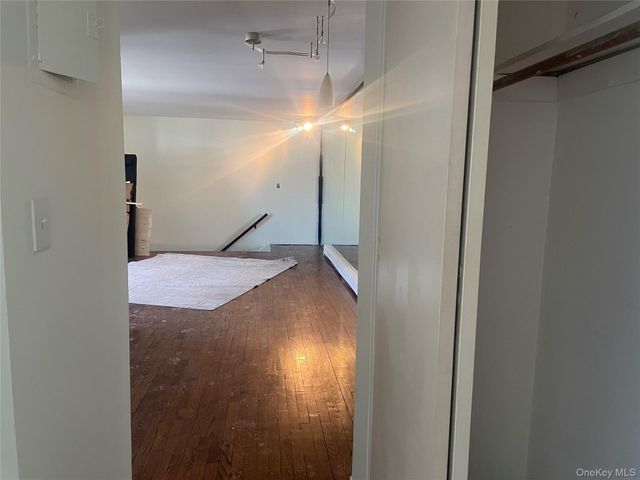 194 Sneden Place 194, Spring Valley, NY 10977