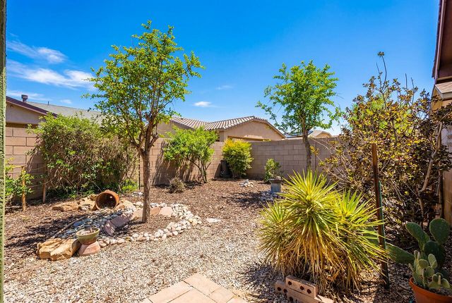 470 Zuni River Circle SW, Los Lunas, NM 87031