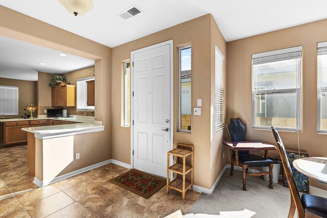 470 Zuni River Circle SW, Los Lunas, NM 87031