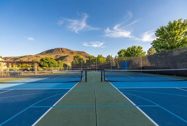 470 Zuni River Circle SW, Los Lunas, NM 87031