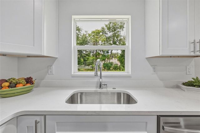 312 ALBANY AVENUE, Deland, FL 32724