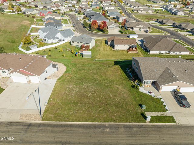 3218/3220 Eastside Place, Bismarck, ND 58501 property photo