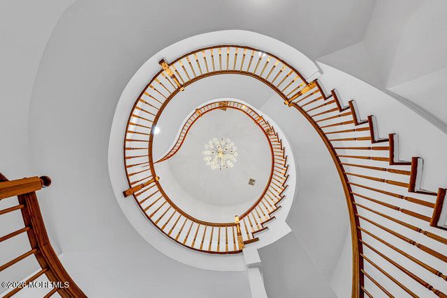 118 Mountainside View, Morganville, NJ 07751