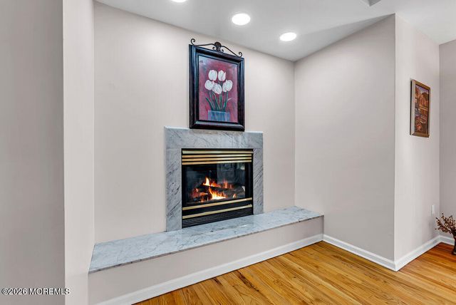 118 Mountainside View, Morganville, NJ 07751