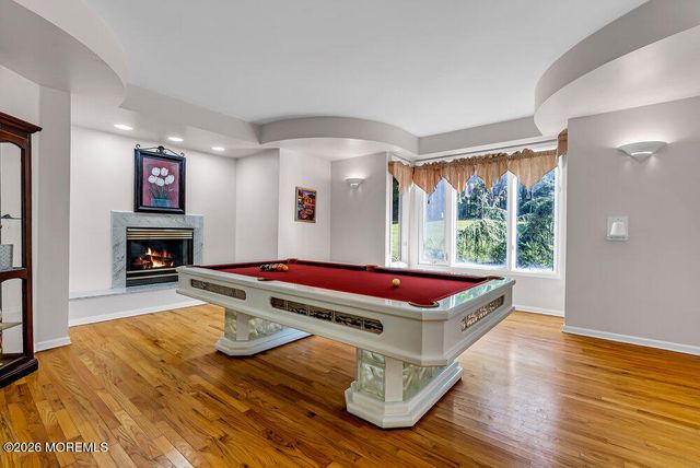 118 Mountainside View, Morganville, NJ 07751
