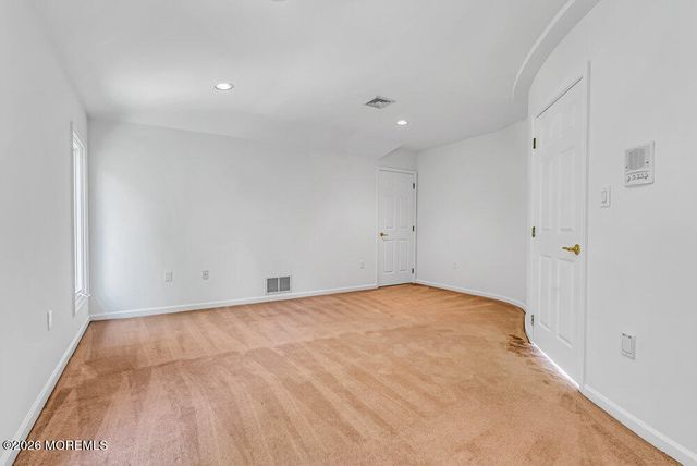 118 Mountainside View, Morganville, NJ 07751