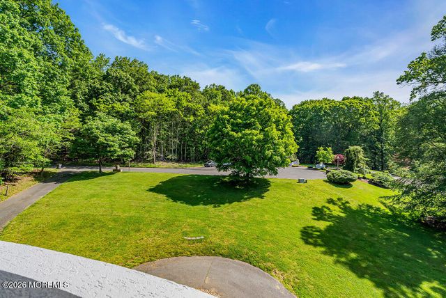 118 Mountainside View, Morganville, NJ 07751