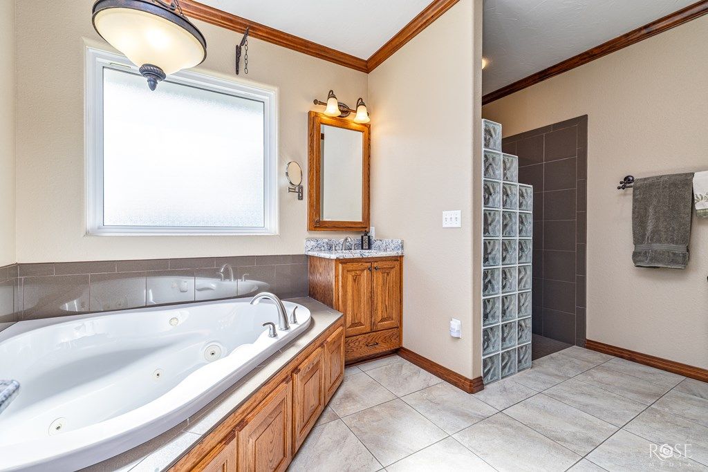 Image 28 of property listing at 5250 Westway Dr, San Angelo, TX 76904