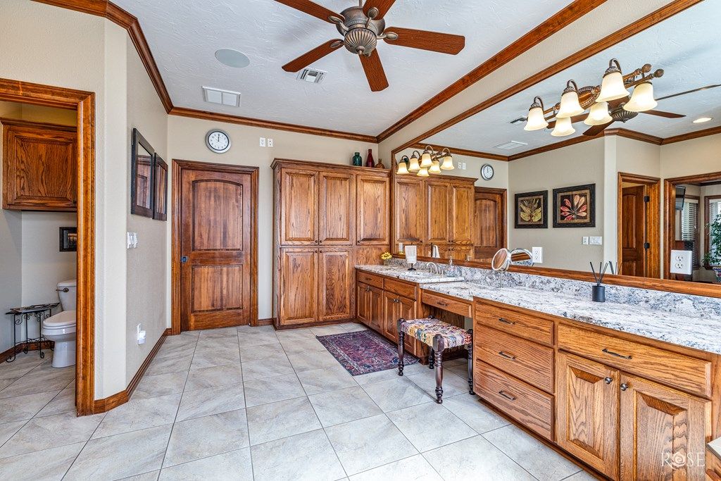 Image 33 of property listing at 5250 Westway Dr, San Angelo, TX 76904