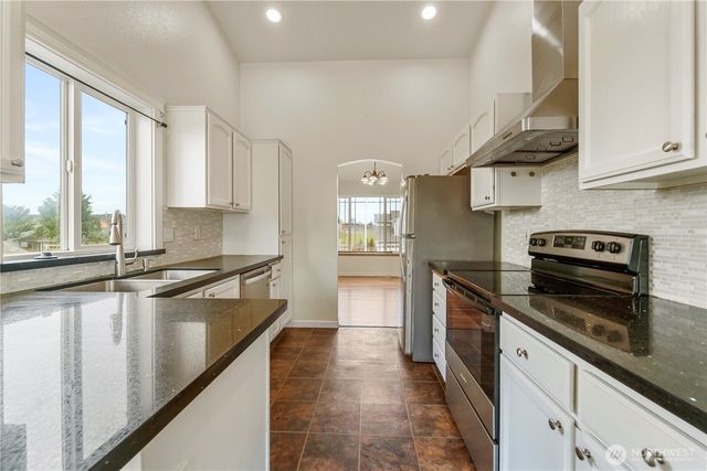 4530 South 79th Street, Tacoma, WA 98409