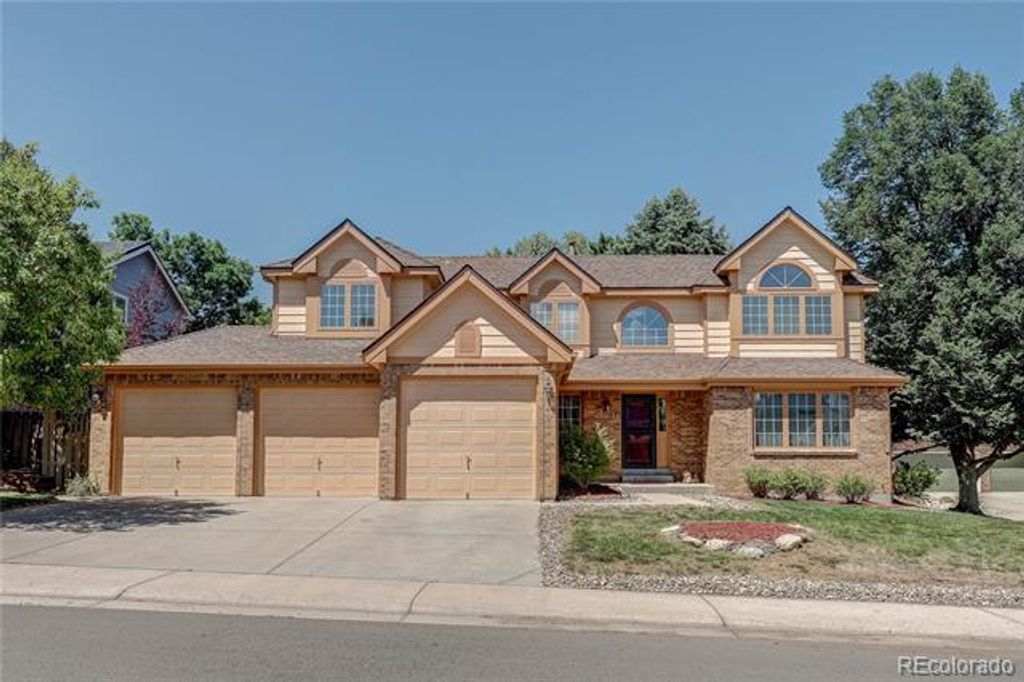 13107 W Iliff Drive, Lakewood, CO 80228