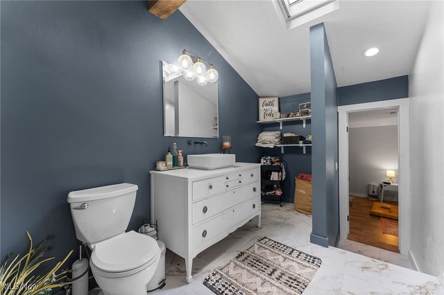 249 W Main Street, Madison, OH 44057