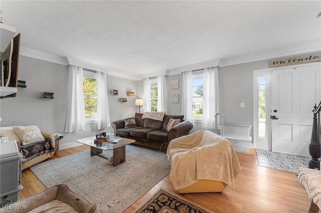 249 W Main Street, Madison, OH 44057