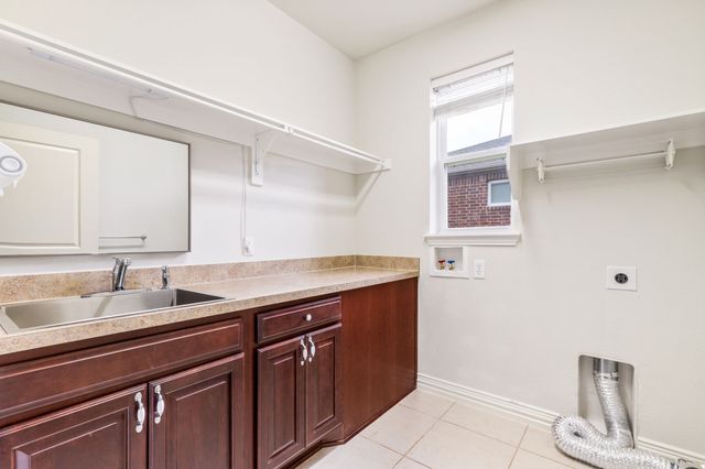 1341 Harbor Springs Drive, Frisco, TX 75036