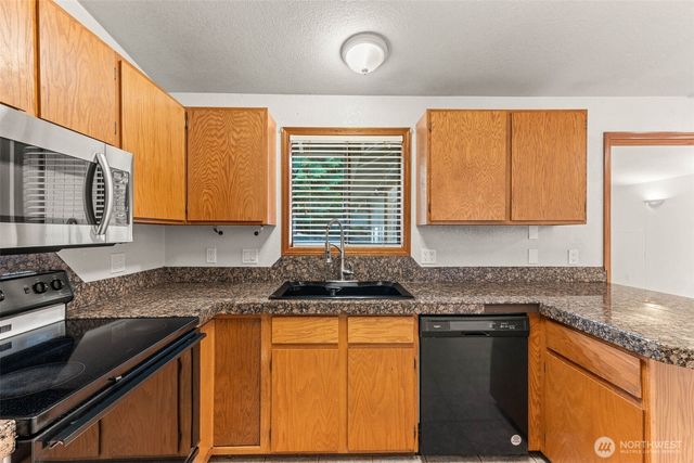 3701 Autumnwood Court SE, Olympia, WA 98501