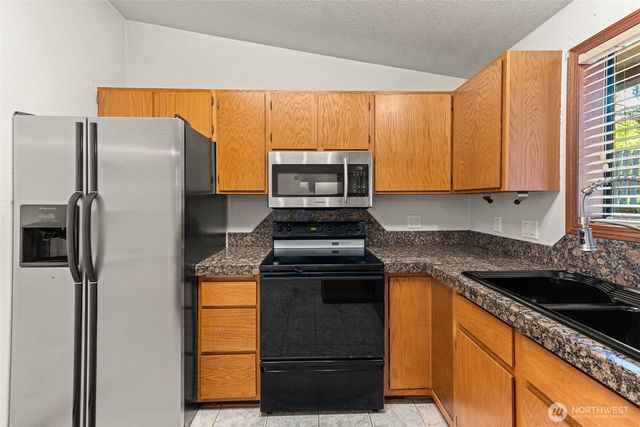 3701 Autumnwood Court SE, Olympia, WA 98501