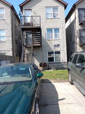 7919 S Phillips Avenue 3, Chicago, IL 60617
