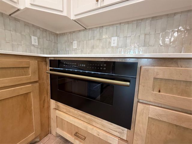 1102 Azalea Farms Road, Noble, OK 73068