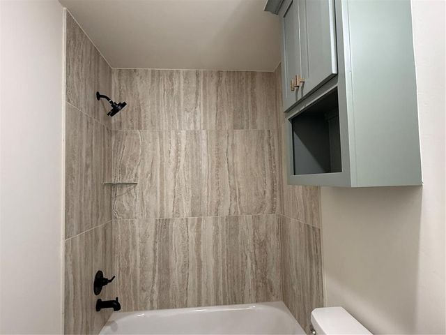 1102 Azalea Farms Road, Noble, OK 73068