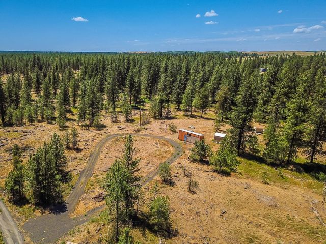 27816 W Drumheller Rd, Cheney, WA 99004