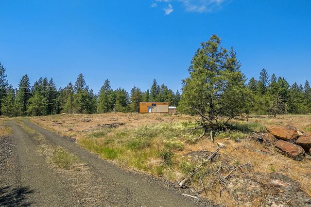 27816 W Drumheller Rd, Cheney, WA 99004