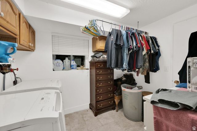 4785 S DESERT DUSK RD, Taylorsville, UT 84129