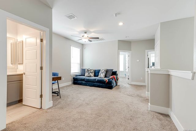 1426 E Sandalwood Ln, San Antonio, TX 78209