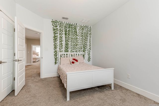 1426 E Sandalwood Ln, San Antonio, TX 78209