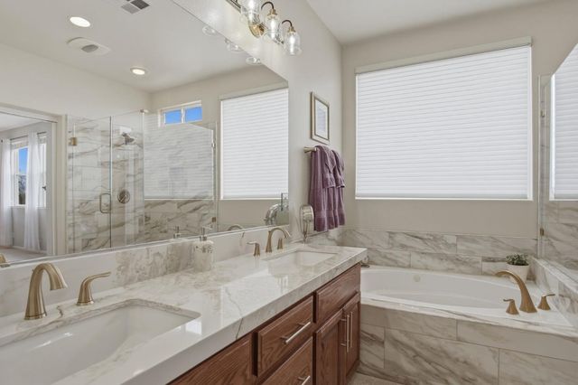 2117 Vincent Ave, Hughson, CA 95326