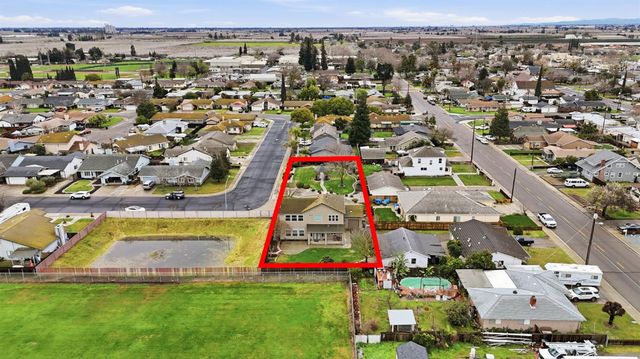 2117 Vincent Ave, Hughson, CA 95326