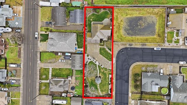 2117 Vincent Ave, Hughson, CA 95326