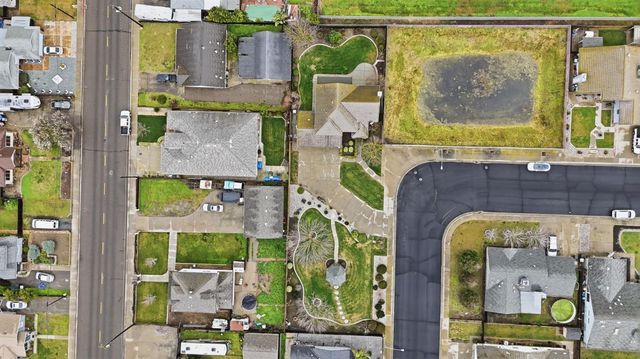 2117 Vincent Ave, Hughson, CA 95326