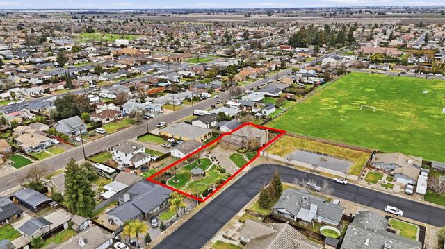2117 Vincent Ave, Hughson, CA 95326