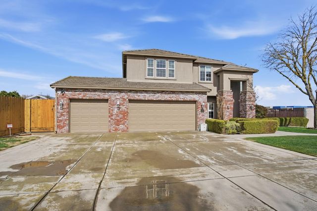 2117 Vincent Ave, Hughson, CA 95326
