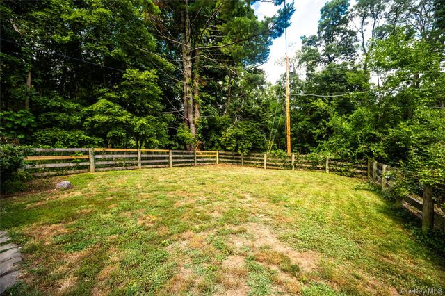 205 Marshall Road, Salt Point, NY 12578