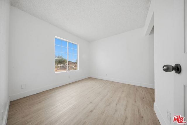 1325 Bradford Avenue, Rosamond, CA 93560