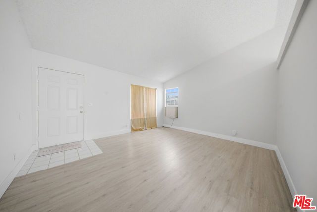 1325 Bradford Avenue, Rosamond, CA 93560