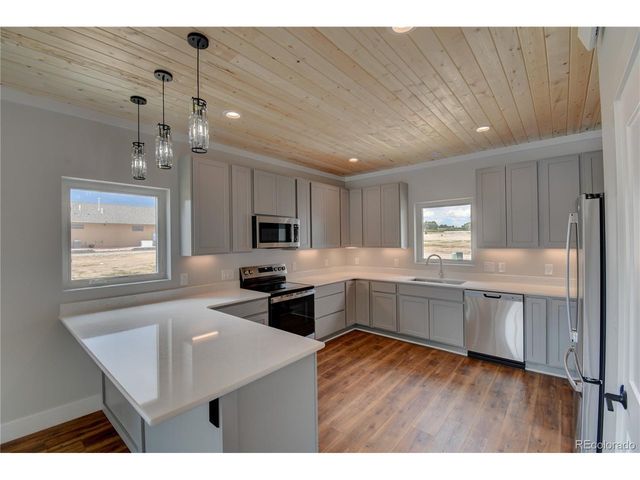 10706 Engelmann Ave, Poncha Springs, CO 81201