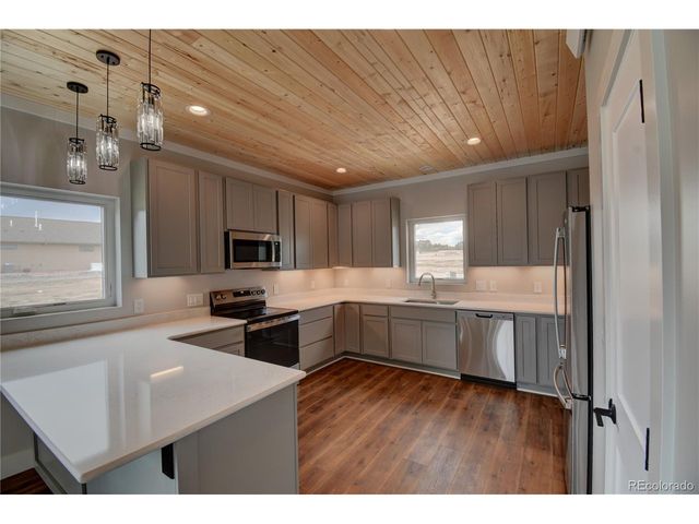 10706 Engelmann Ave, Poncha Springs, CO 81201