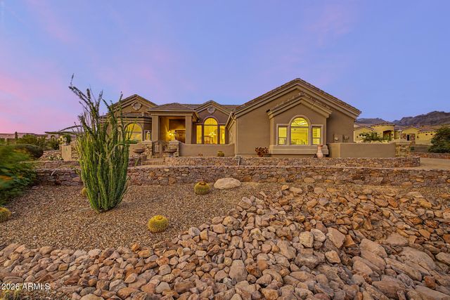 1111 S DEER RUN Court, Apache Junction, AZ 85119