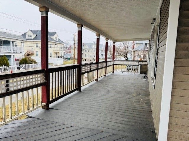 6 Harvard St 1, Lowell, MA 01851