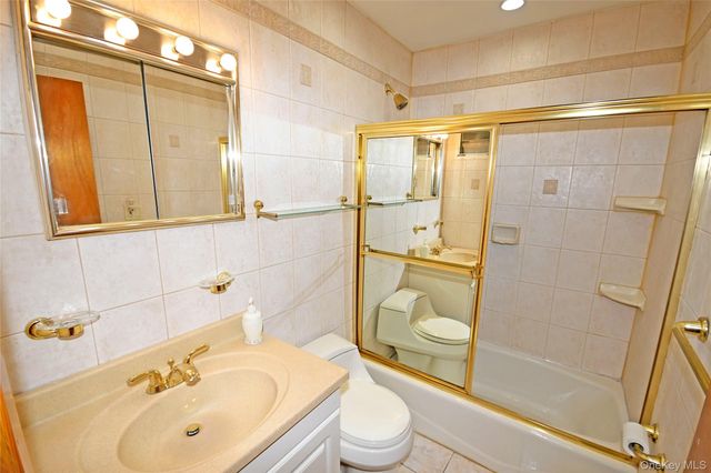 7030 66th Place, Glendale, NY 11385