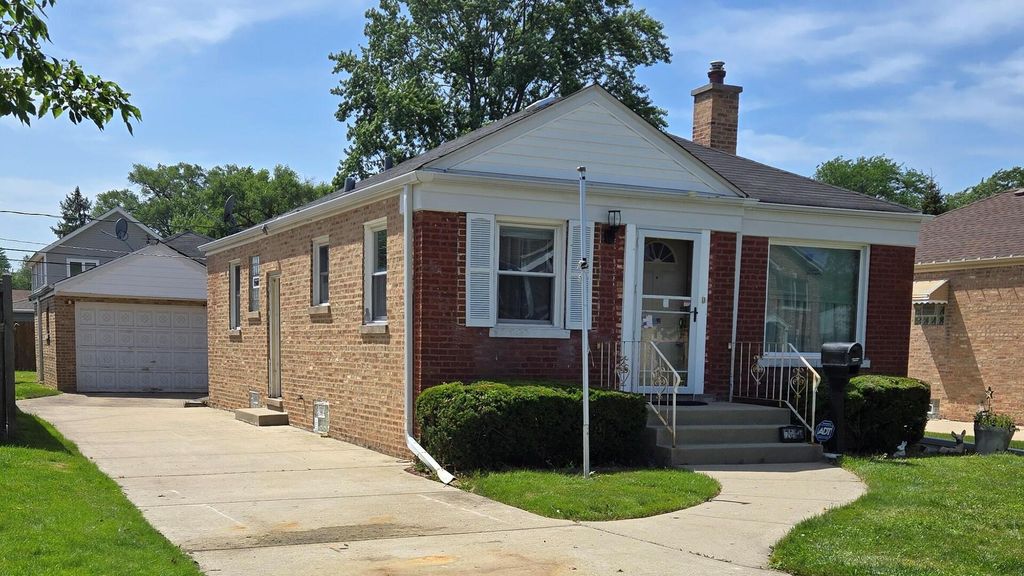 7642 N Osceola Avenue, Niles, IL 60714