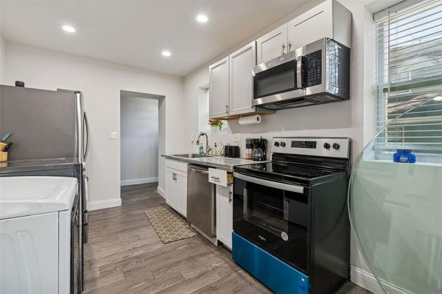 1006 E 26TH AVENUE, Tampa, FL 33605