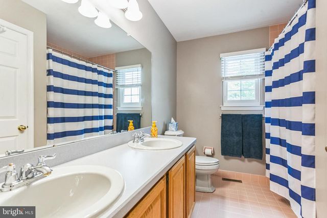 25 ANGELA AVENUE, Morrisville, PA 19067