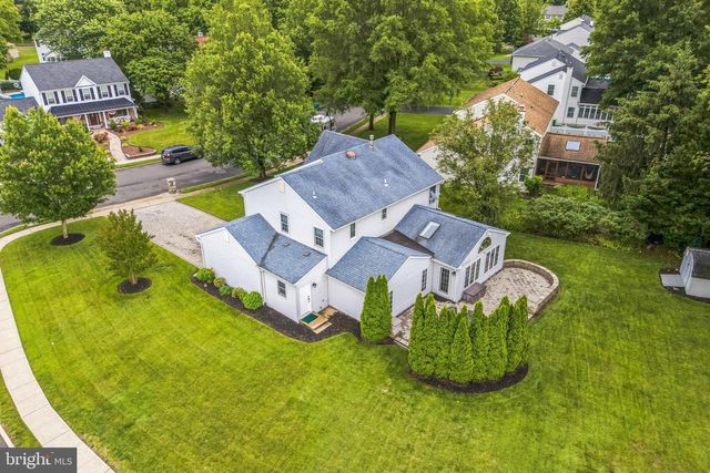 25 ANGELA AVENUE, Morrisville, PA 19067