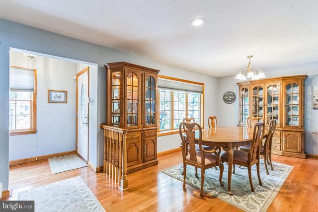 25 ANGELA AVENUE, Morrisville, PA 19067