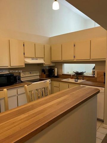 6327 Chasewood Dr G, Jupiter, FL 33458